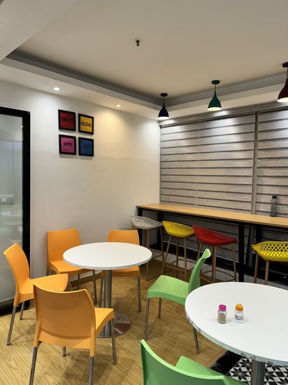 Usis Biz Park